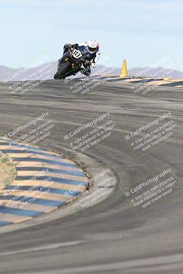 media/Nov-16-2025-Race Pace (Sun) [[8c5fa54630]]/Verified Riders/1-Turns 9 and 10 (925am)/